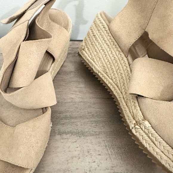 Eileen Fisher Willow Women’s Size 7 Tan Espadrille Wedge Sandals - Picture 3 of 7